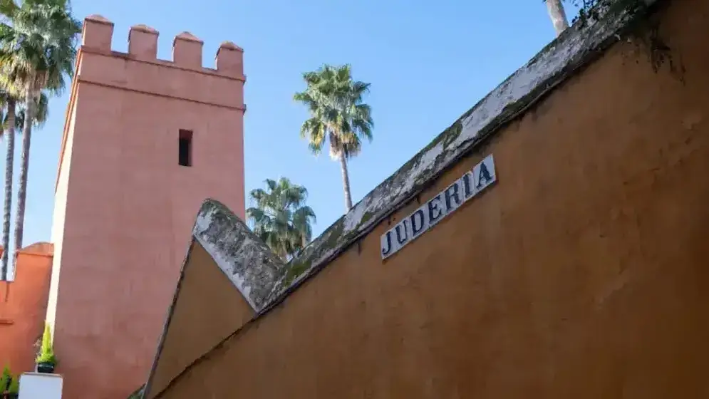 Picturesque alleyway in the Judería of Córdoba