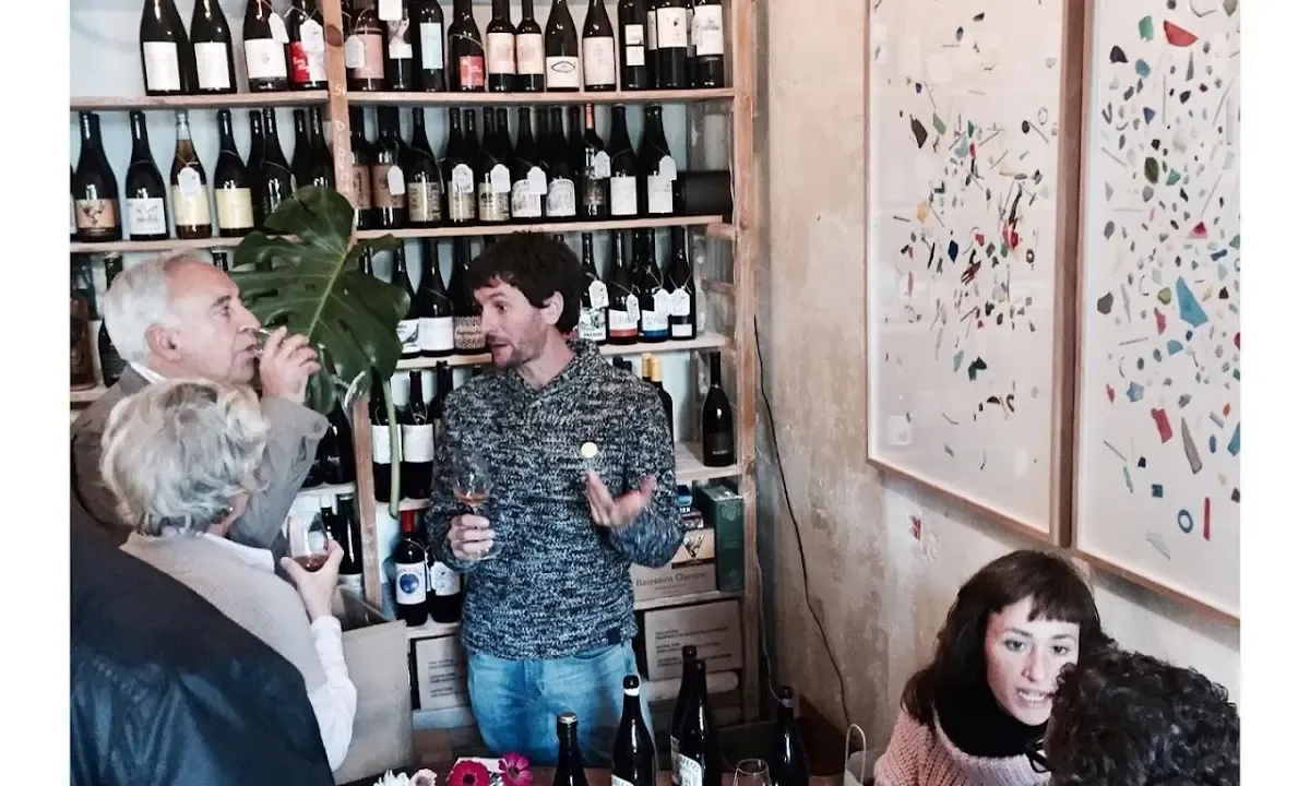 Bar Jugo Vinos Vivos